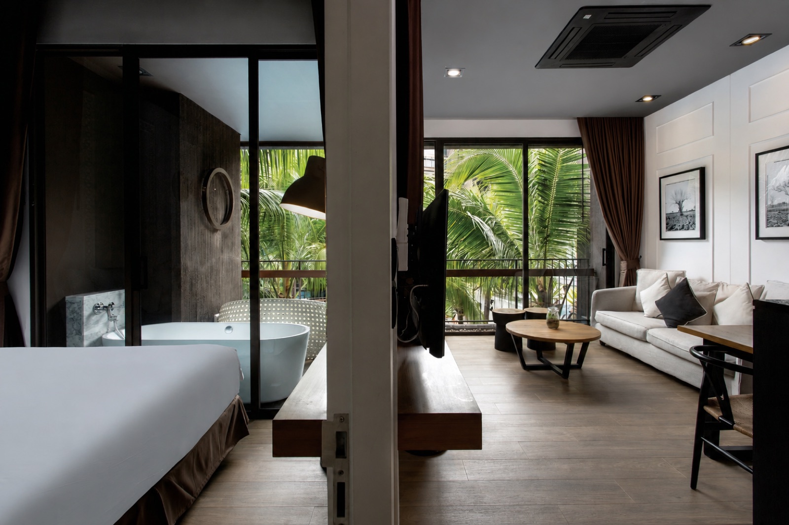 Pool-view room with king bed